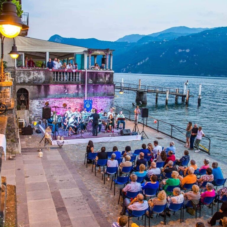 Dal 1986 il Corpo Musicale di Lierna contribuisce alla diffusione della musica e alla valorizzazione delle tradizioni locali, partecipando a concerti, manifestazioni di carattere provinciale e internazionale, celebrazioni religiose, iniziative benefiche e altre attività rivolte alla comunità.